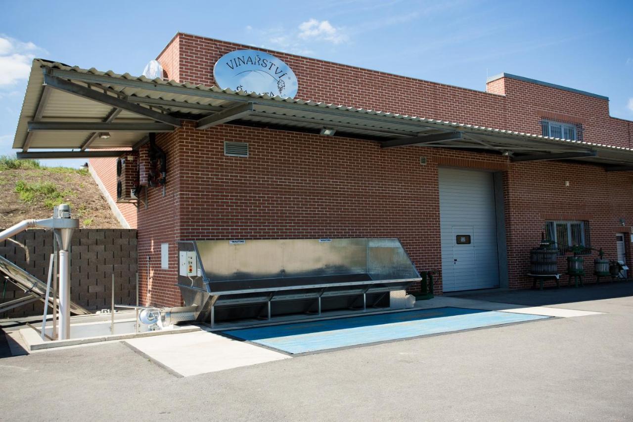 Penzion U Vinarstvi Sabata Zaječí Εξωτερικό φωτογραφία
